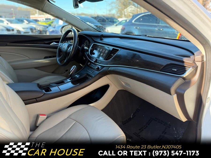 Used 2017 Buick LaCrosse Premium image 21