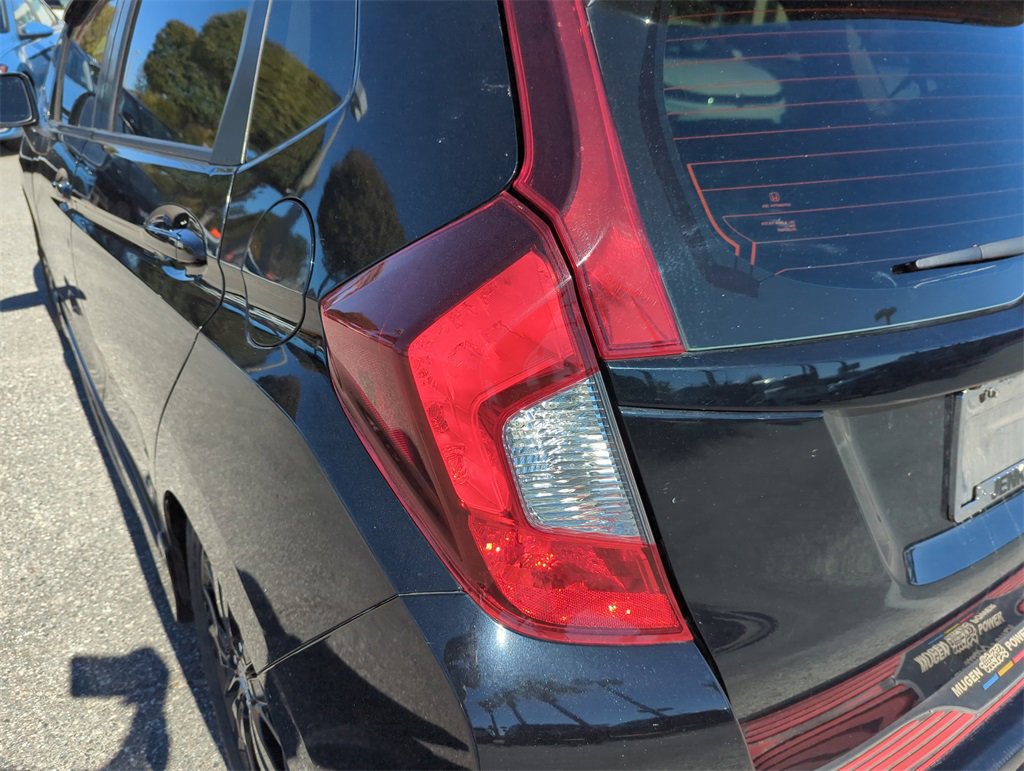 Used 2018 Honda Fit Sport image 18