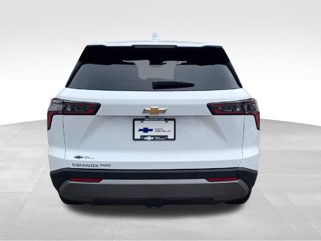 New 2027 Chevrolet Equinox LT w/ LPO, Floor Liner Package AWD/4WD image 4