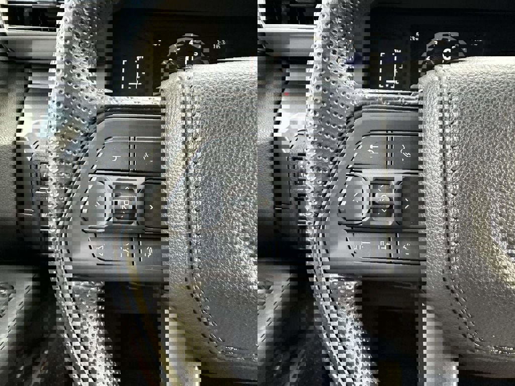 New 2025 Toyota Tacoma SR5 image 9