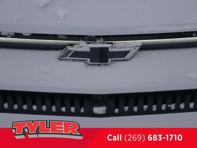 New 2026 Chevrolet Equinox EV LT w/ LPO, Blackout Package AWD/4WD image 10