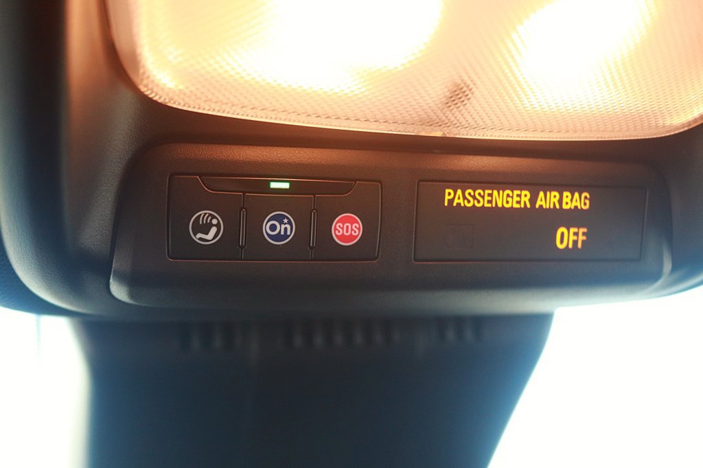 Used 2025 Chevrolet Colorado Trail Boss AWD/4WD image 28