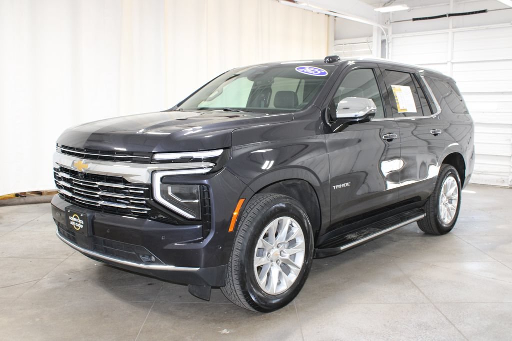 Used 2025 Chevrolet Tahoe Premier RWD image 4