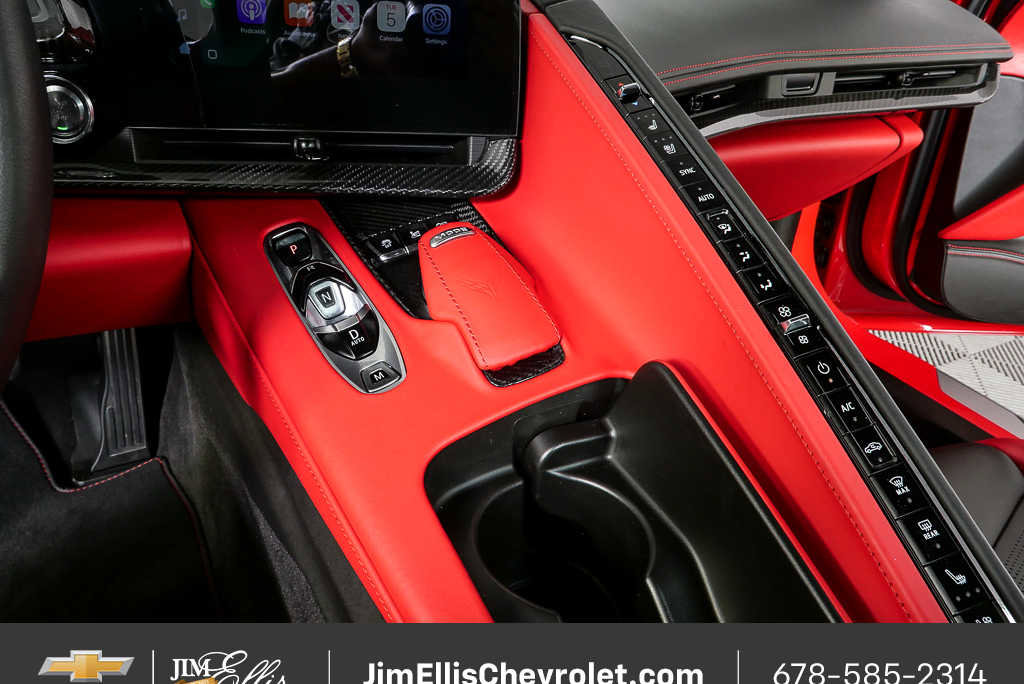 Used 2024 Chevrolet Corvette Stingray Premium Conv w/ Z51 Performance Package RWD image 36