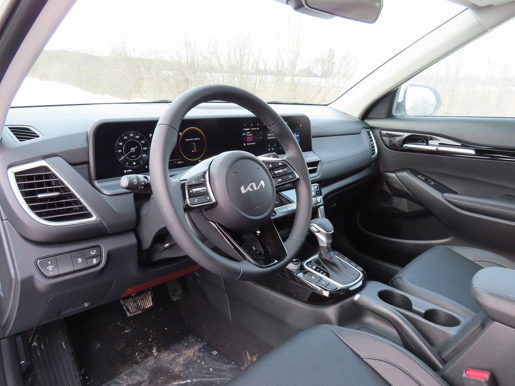 New 2026 Kia Seltos EX image 20