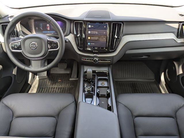 New 2025 Volvo XC60 B5 Plus w/ Protection Package Premier image 18