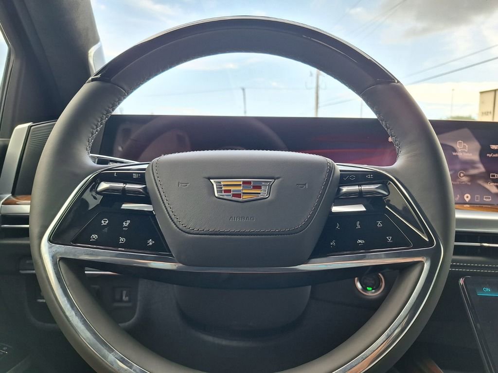New 2026 Cadillac Escalade ESV Platinum Sport w/ LPO, ONYX Package AWD/4WD image 22
