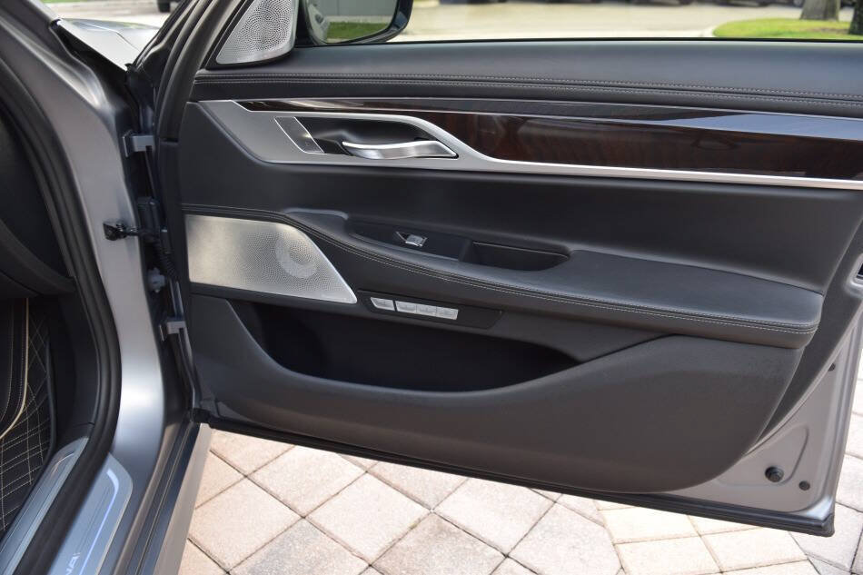 Used 2018 BMW ALPINA B7 xDrive w/ Luxury Rear Seating Package AWD/4WD image 76