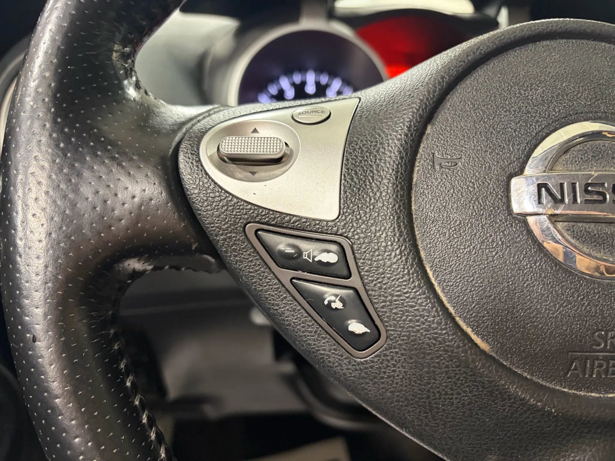 Used 2011 Nissan Juke SL AWD/4WD image 31
