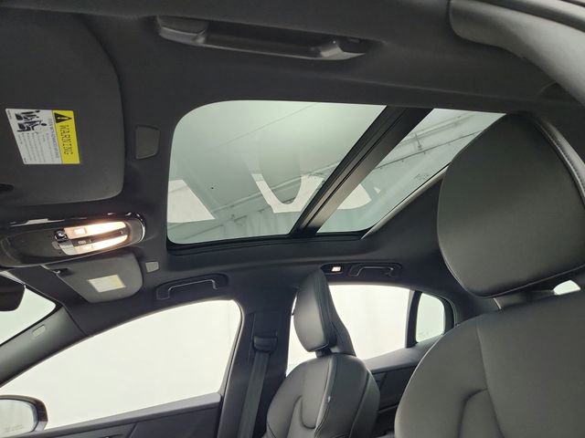 Certified 2023 Volvo S60 B5 Plus w/ Climate Package image 18