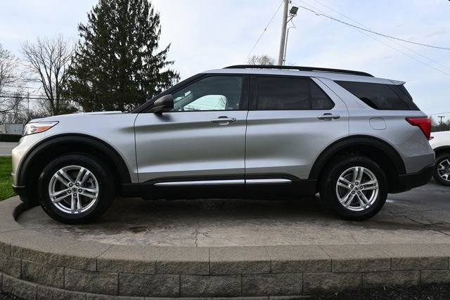 Used 2020 Ford Explorer XLT w/ Comfort Package AWD/4WD image 8