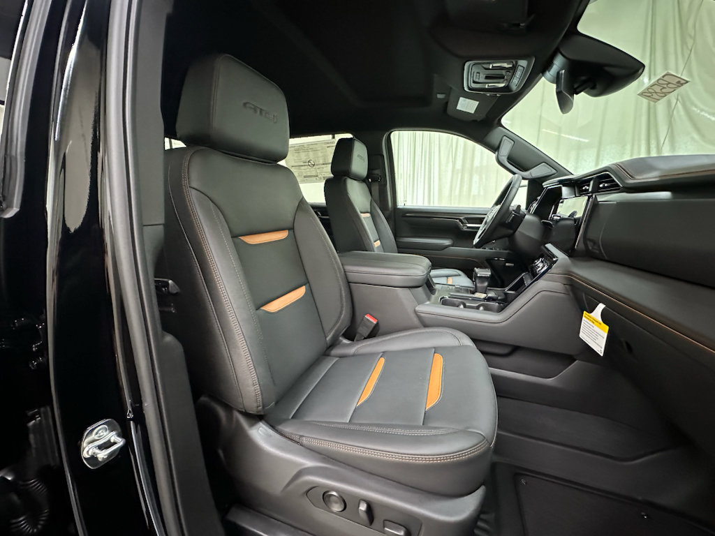 New 2026 GMC Sierra 1500 AT4 w/ AT4 Preferred Package AWD/4WD image 15