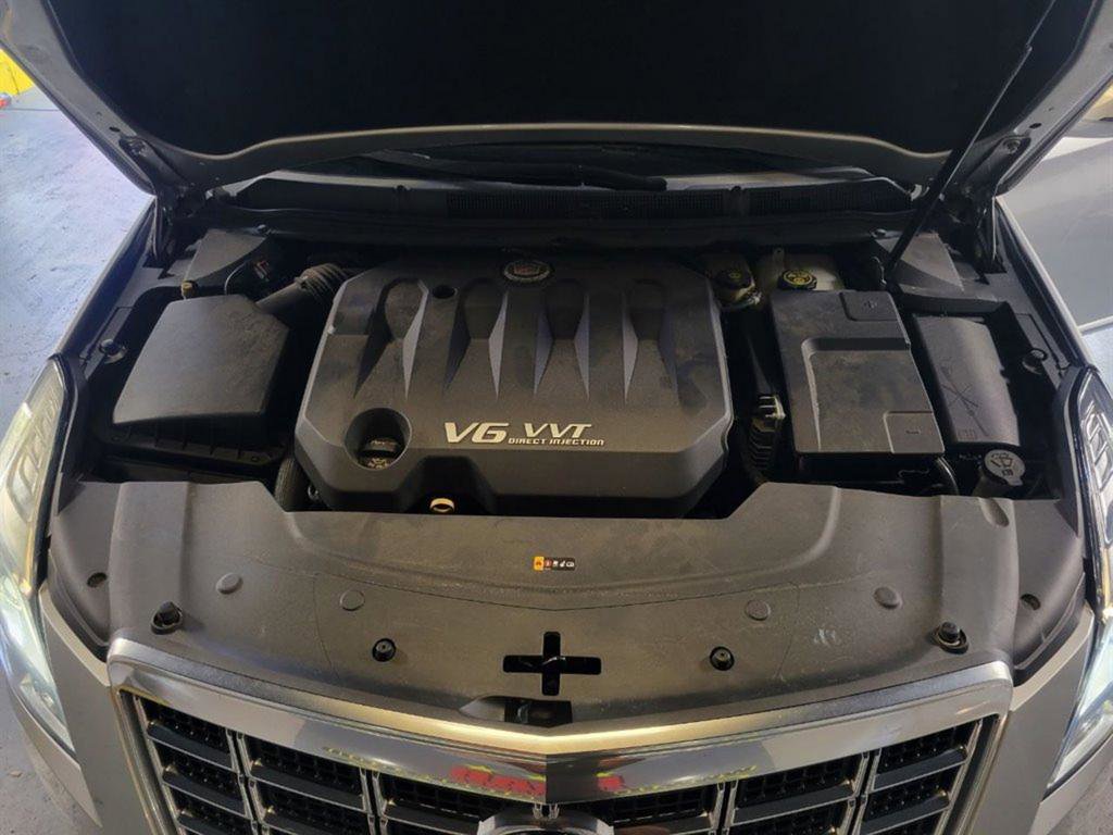 Used 2014 Cadillac XTS Luxury image 29