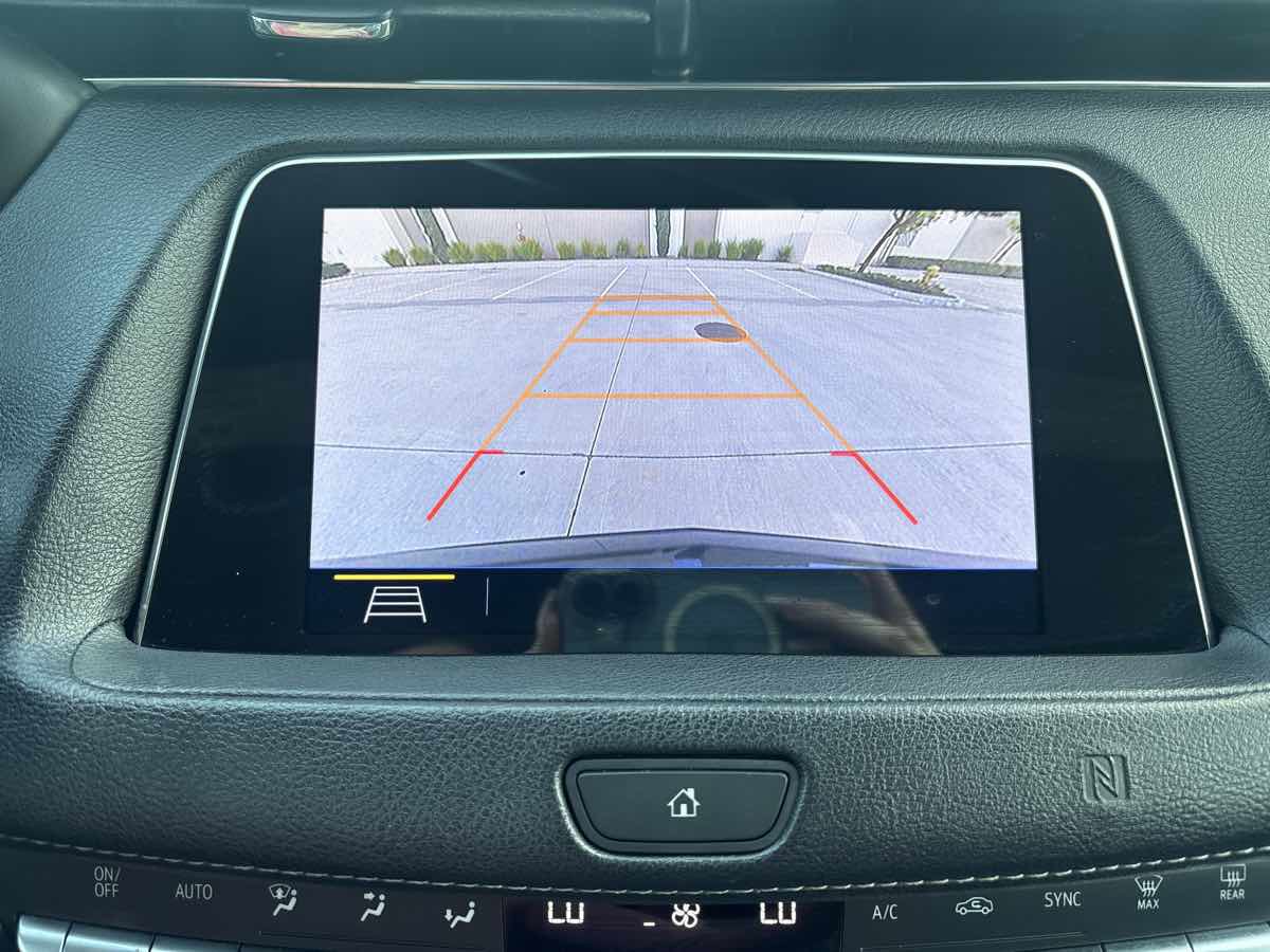 Used 2019 Cadillac XT4 Premium Luxury image 27