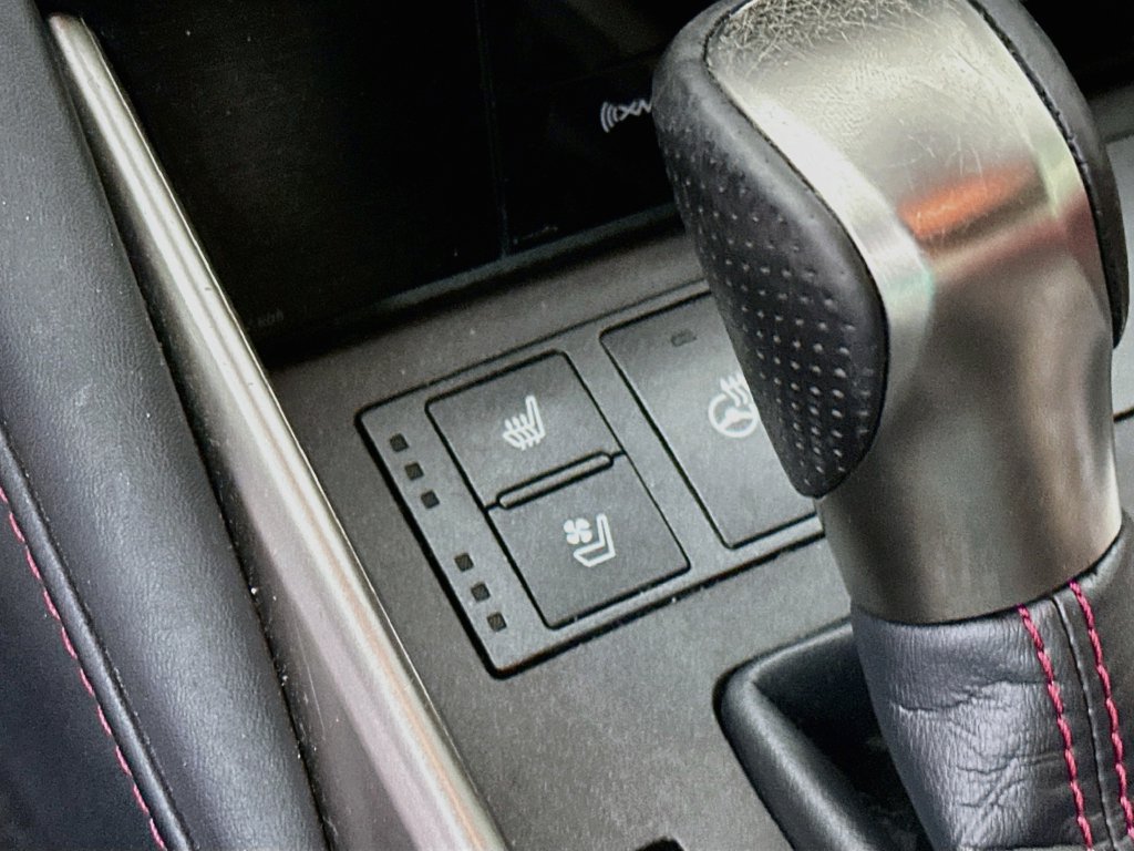 Used 2018 Lexus IS 350 AWD image 28