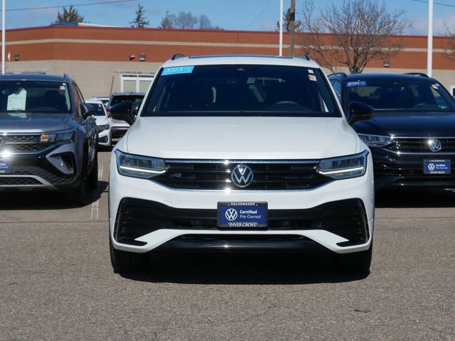 Certified 2023 Volkswagen Tiguan SE R-Line image 2