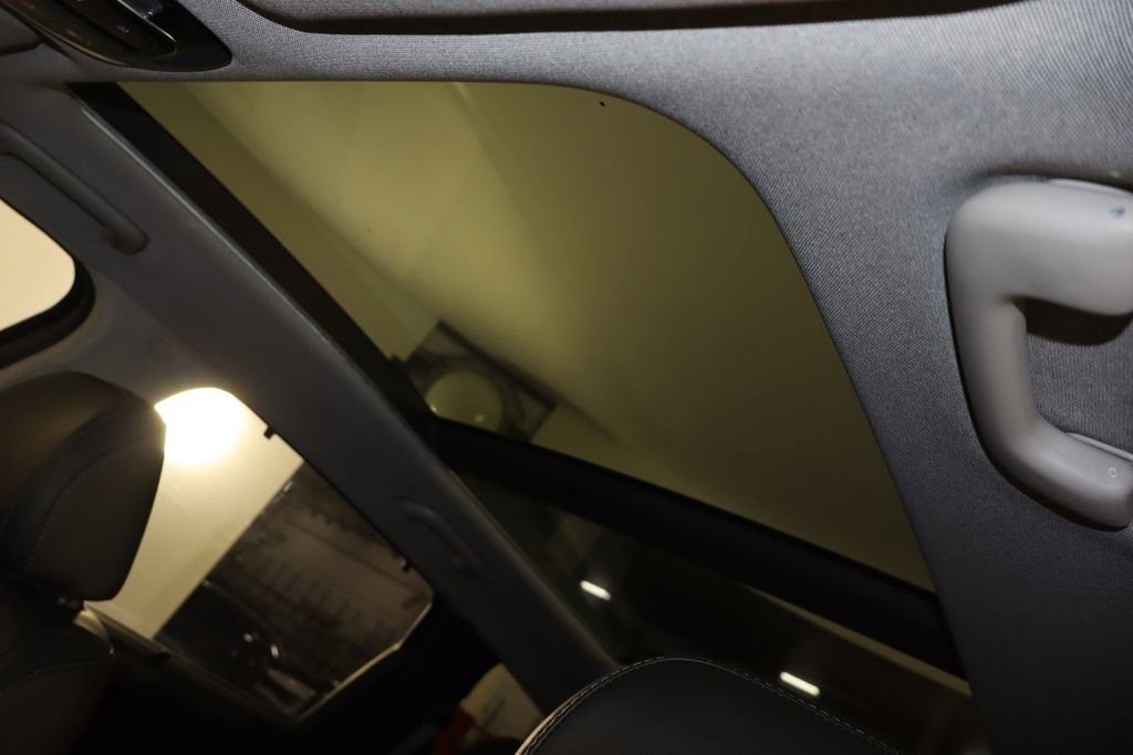 Used 2023 Hyundai Santa Fe Limited w/ Cargo Package FWD image 25