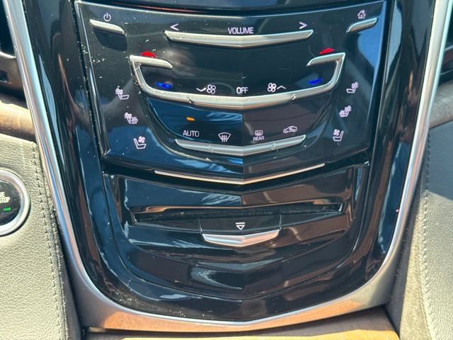 Used 2020 Cadillac Escalade ESV Luxury AWD/4WD image 42