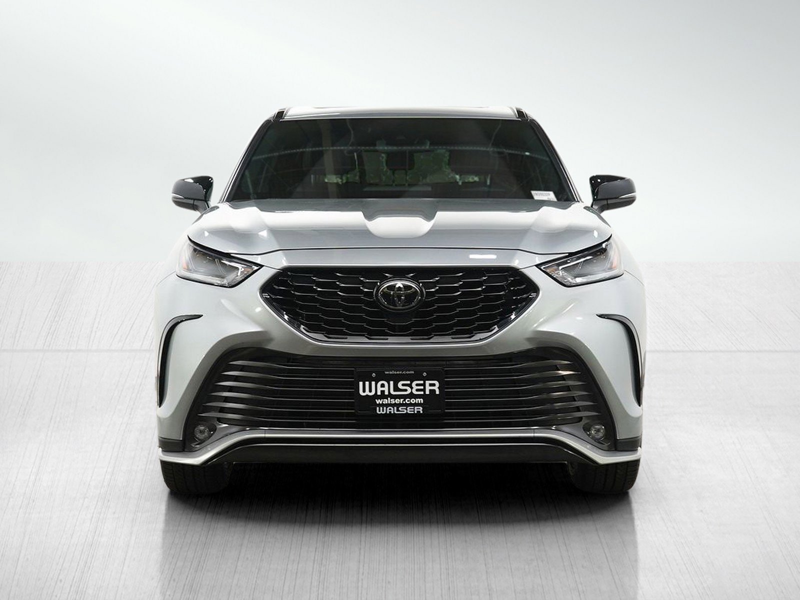 Used 2025 Toyota Highlander XSE AWD/4WD image 8