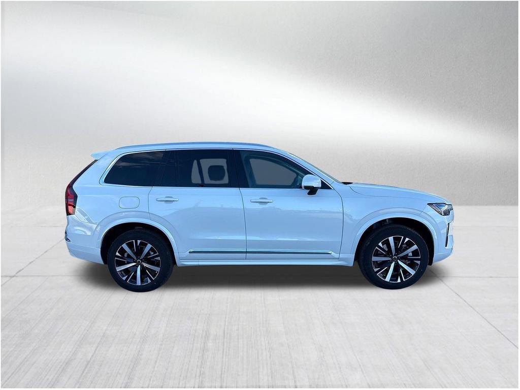 New 2026 Volvo XC90 T8 Core image 4