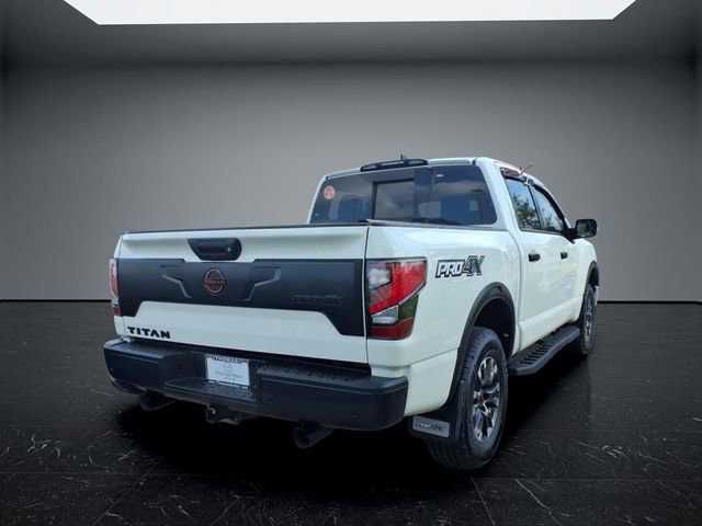 Used 2023 Nissan Titan PRO-4X w/ Pro-4x Convenience Package AWD/4WD image 7