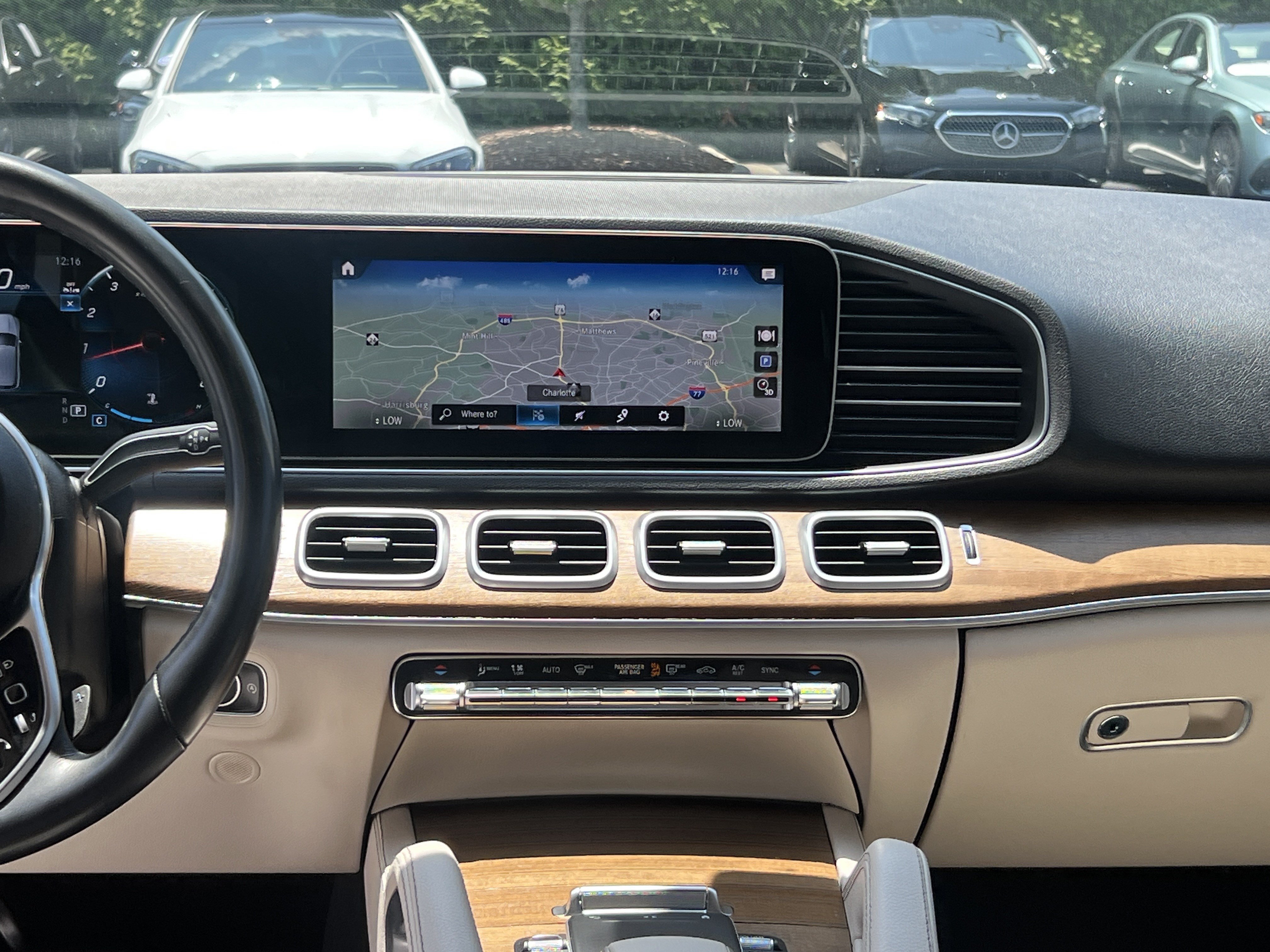 Certified 2023 Mercedes-Benz GLE 350 4MATIC w/ Premium Package image 31