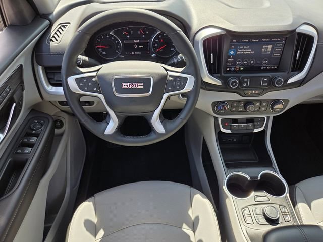 Used 2023 GMC Terrain SLT w/ Tech Package image 13