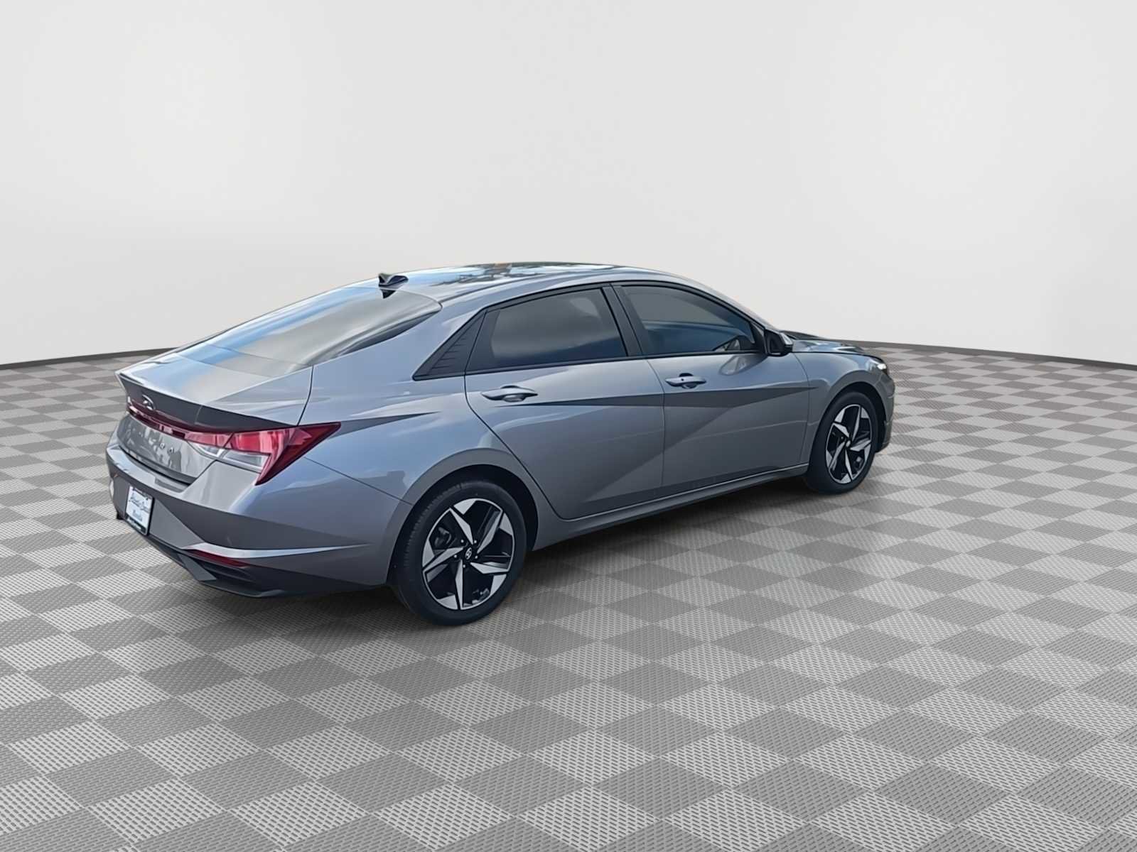 Used 2023 Hyundai Elantra SEL w/ Convenience Package FWD image 8