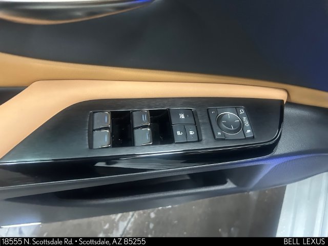 Used 2025 Lexus ES 300h w/ Premium Package FWD image 20