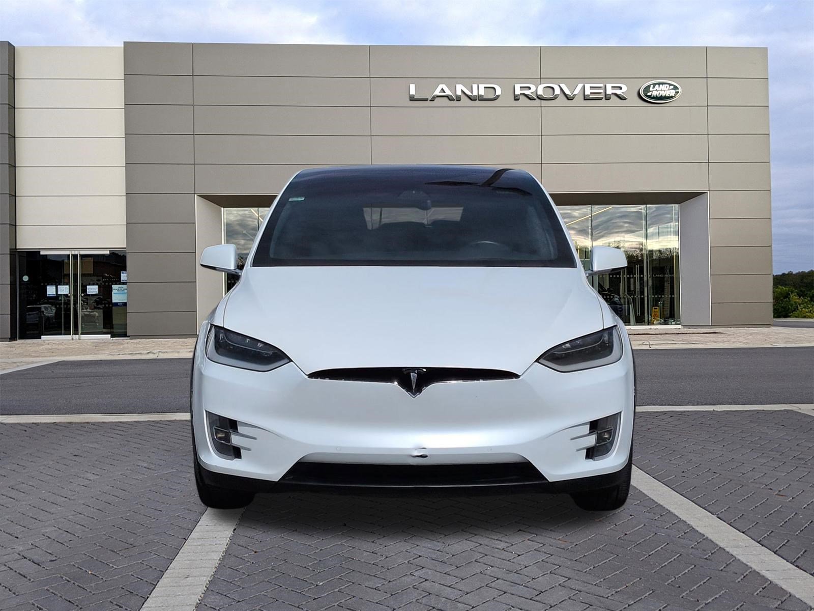 Used 2017 Tesla Model X 75D image 2