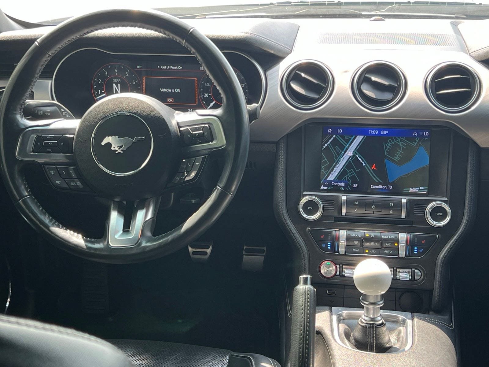 Used 2022 Ford Mustang GT Premium w/ Equipment Group 401A RWD image 19