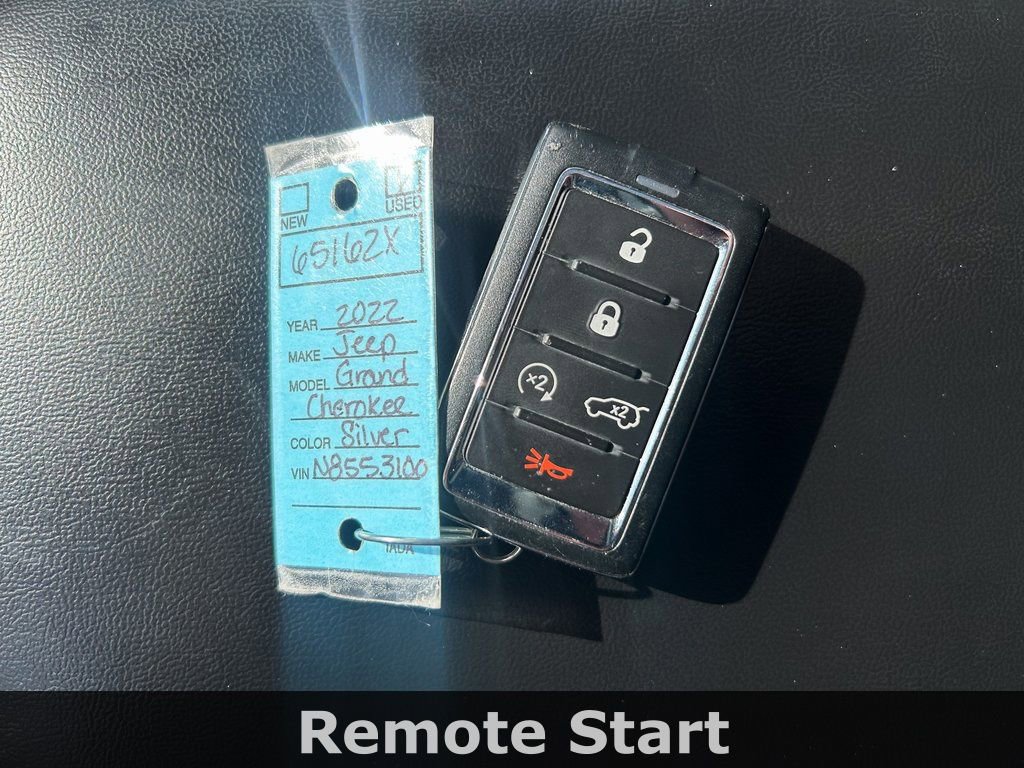 Used 2022 Jeep Grand Cherokee Limited image 36