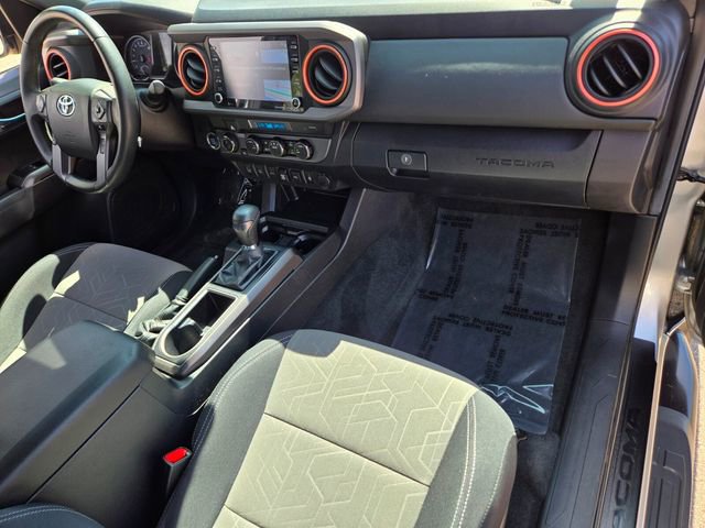 Used 2023 Toyota Tacoma TRD Off-Road w/ Advanced Technology Package image 21