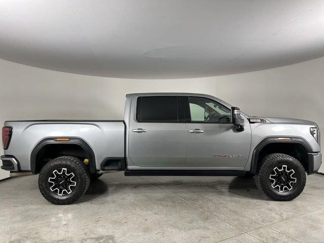Used 2024 GMC Sierra 2500 AT4X AWD/4WD image 9