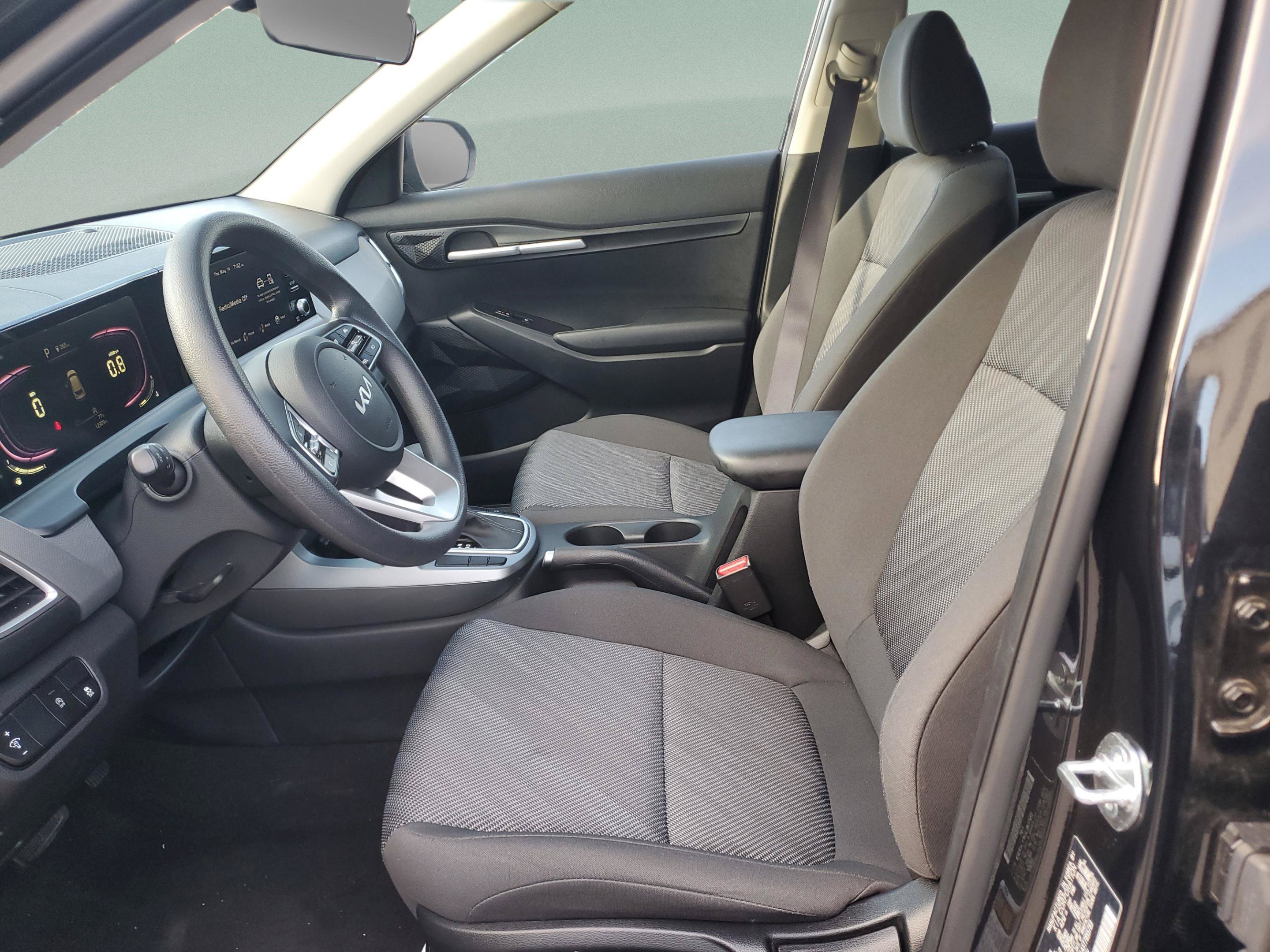 Certified 2026 Kia Seltos LX AWD/4WD image 16