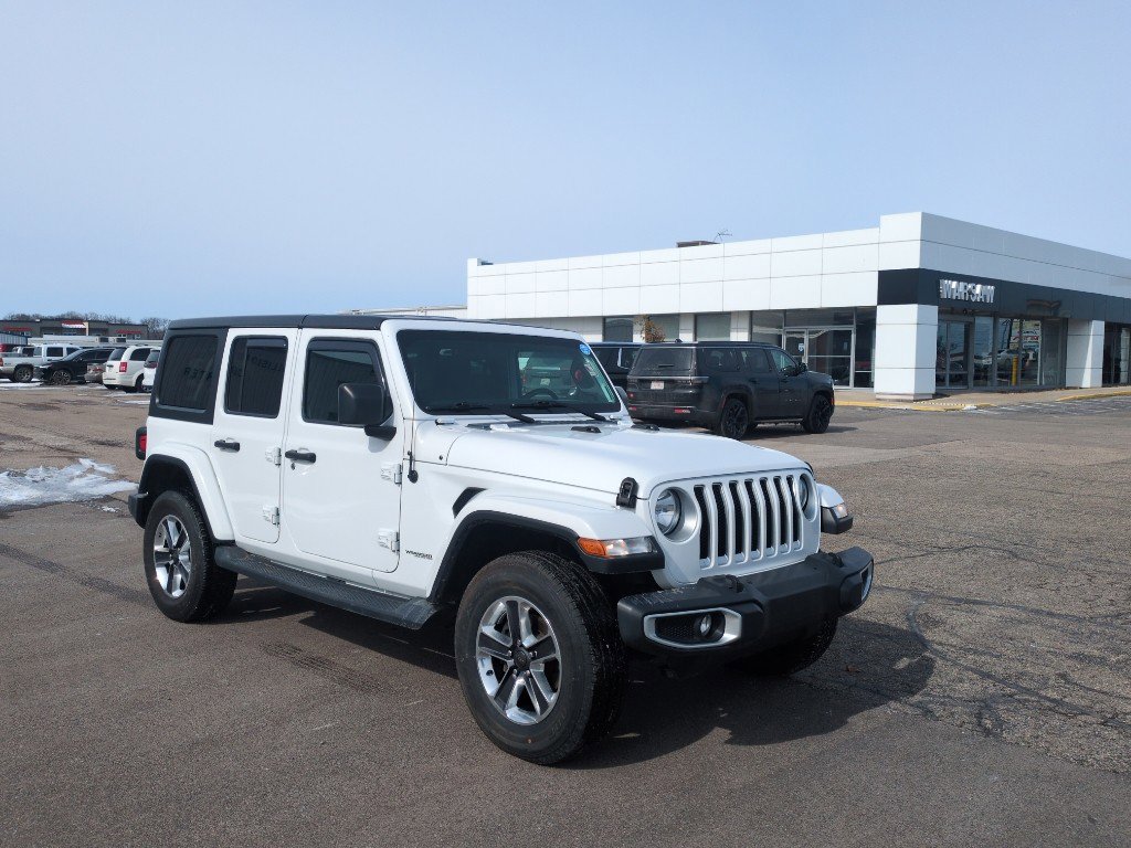Used 2019 Jeep Wrangler Unlimited Sahara image 4