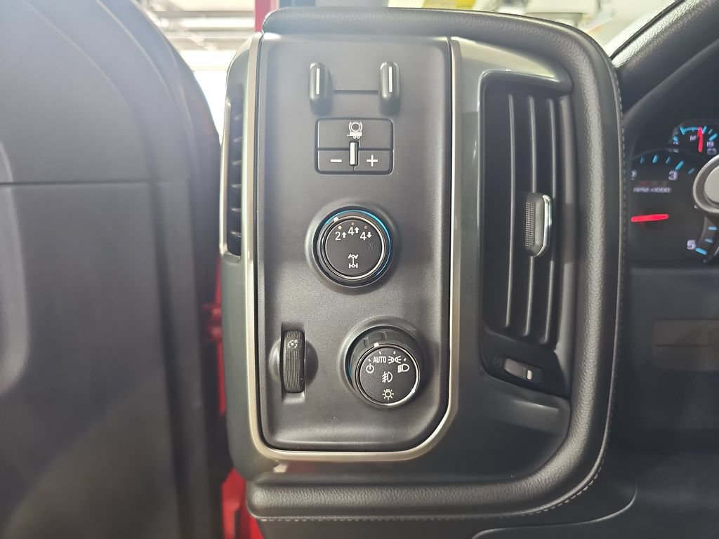 Used 2019 Chevrolet Silverado 2500 LTZ w/ Duramax Plus Package AWD/4WD image 31
