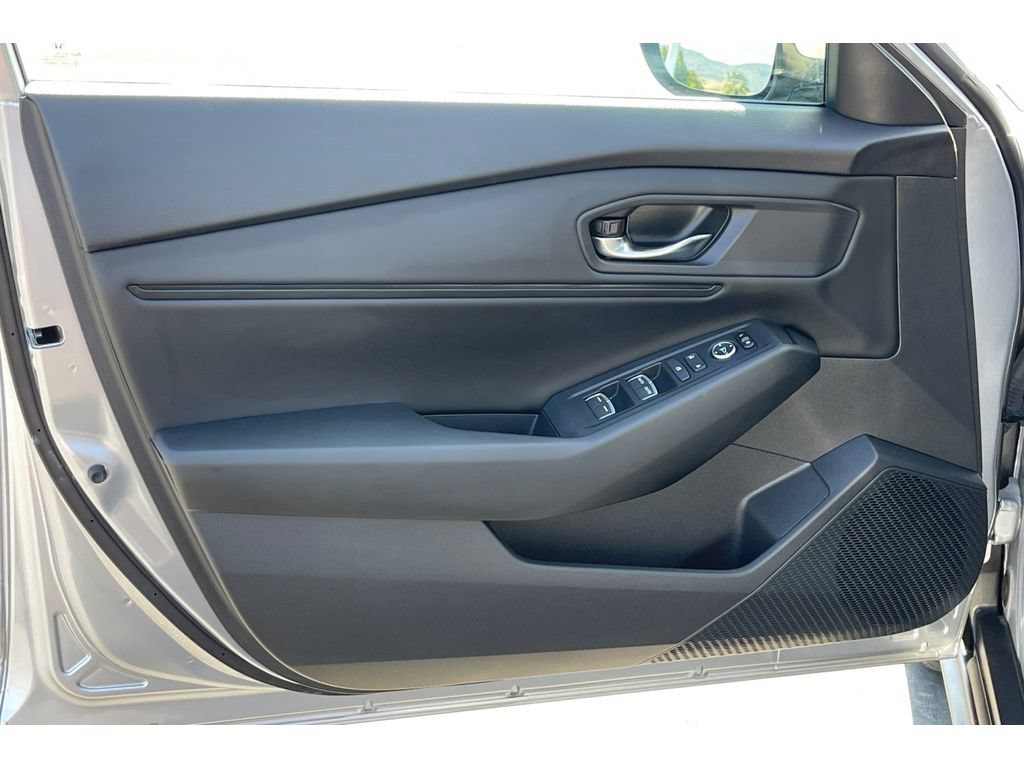 Certified 2023 Honda Accord EX image 10