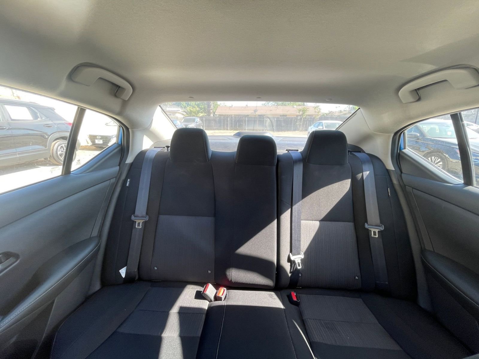 Used 2025 Nissan Sentra SV FWD image 36