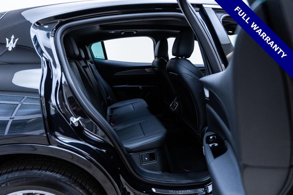 Used 2024 Maserati Grecale GT image 27