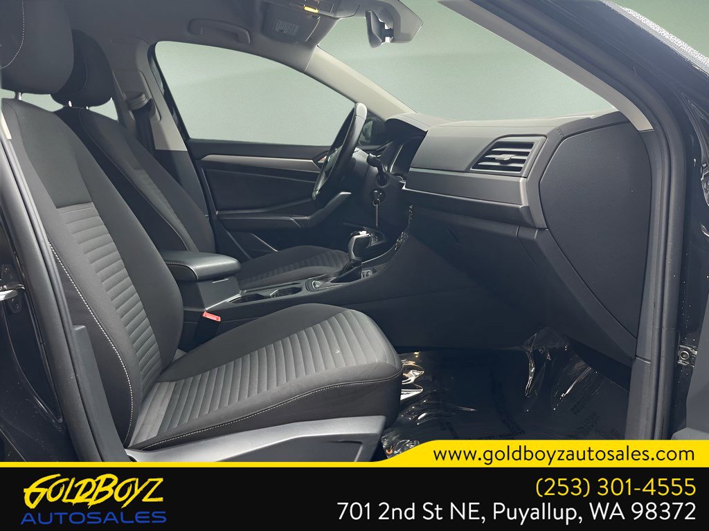 Used 2023 Volkswagen Jetta S image 32