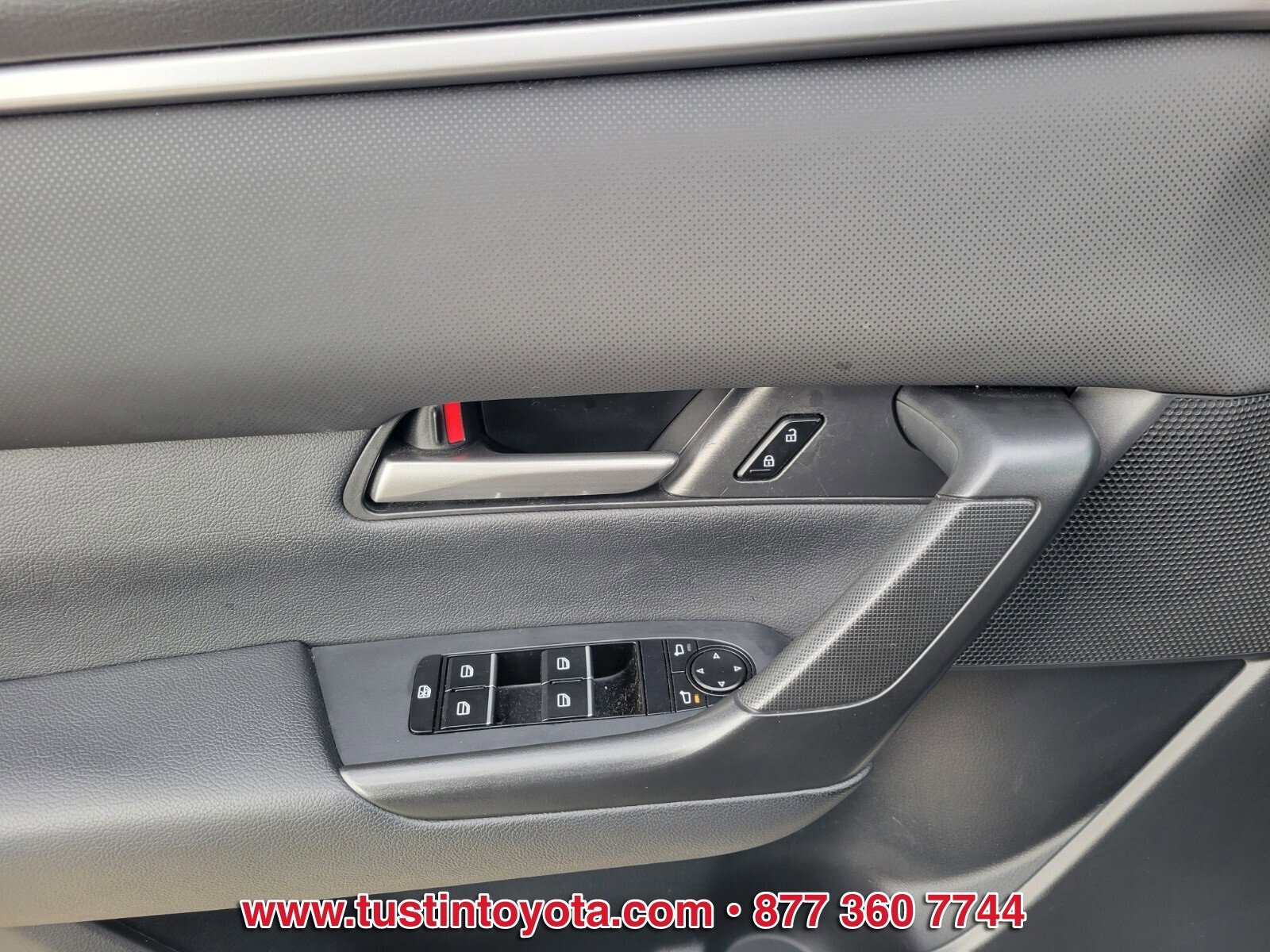 Used 2023 MAZDA CX-50 2.5 S w/ Cargo Package image 17