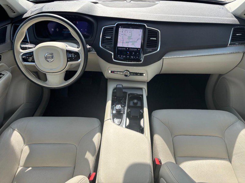Used 2023 Volvo XC90 B5 Core w/ Protection Package Premier image 11