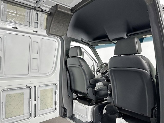 Used 2025 Mercedes-Benz Sprinter 2500 image 22