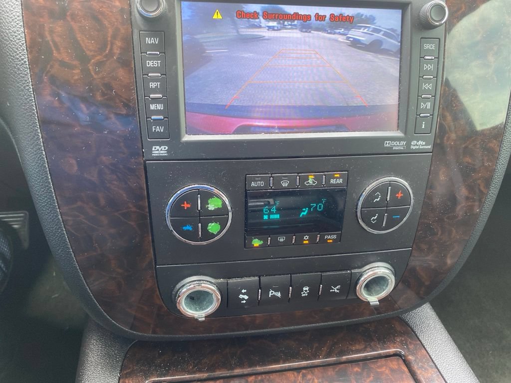 Used 2014 GMC Yukon XL Denali AWD/4WD image 29