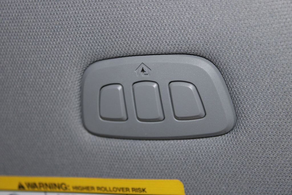 Used 2024 Ford F350 Lariat w/ Tremor Off-Road Package image 57