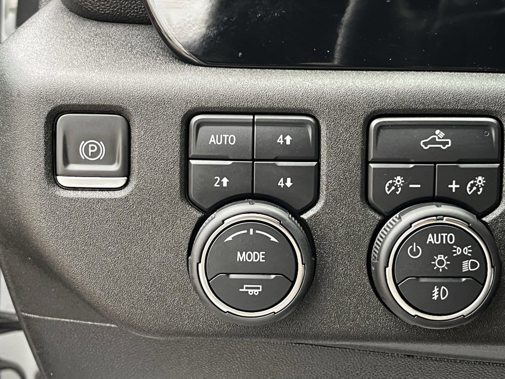 Used 2024 Chevrolet Silverado 1500 RST image 17