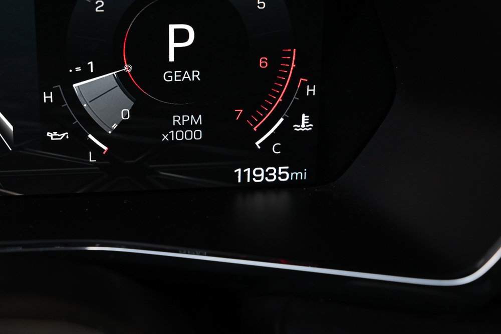 Used 2024 GMC Canyon Elevation w/ Elevation Premium Package RWD image 16