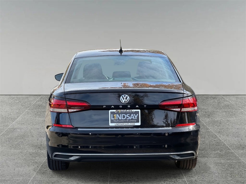 Used 2020 Volkswagen Passat 2.0T SEL image 11