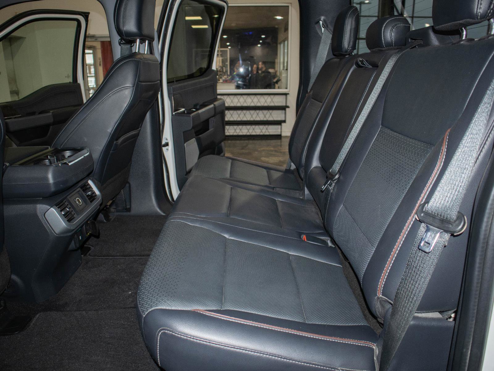 Used 2021 Ford F150 Lariat image 14